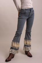 Load image into Gallery viewer, Bluevelvet - FLARED JEANS WITH DECORATIVE RUFFLE HEM

