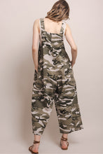 Load image into Gallery viewer, ANCKLE LENGTH CAMO PRINT OVERALL
