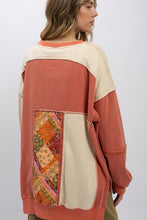 Load image into Gallery viewer, Bluevelvet - LONG SLEEVE ROUND NECK SWEATSHIRT
