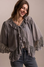 Load image into Gallery viewer, SOLID RUFFLE FRONT TIE TOP
