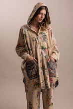 Load image into Gallery viewer, FLORAL OVERSIZED HOODED BUTTON-UP TOP
