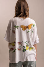Load image into Gallery viewer, Bluevelvet - Butterfly Print Ruffle Short Sleeve T-Shirt
