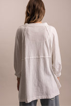 Load image into Gallery viewer, Bluevelvet - SOLID ROUND NECK LONG SLEEVE TOP
