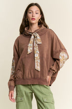 Load image into Gallery viewer, J.nna - Funnel Neck Pull-over Floral Patchwork Sweater
