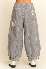Load image into Gallery viewer, Davi &amp; Dani - Peace Sign Pinstripe Palazzo Pants
