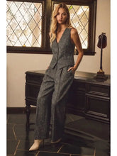 Load image into Gallery viewer, Oddi - Striped Natural Textured V-Neck Vest
