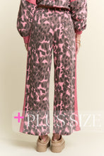 Load image into Gallery viewer, Leopard Print Solid Stripe Wide Leg Bottoms
