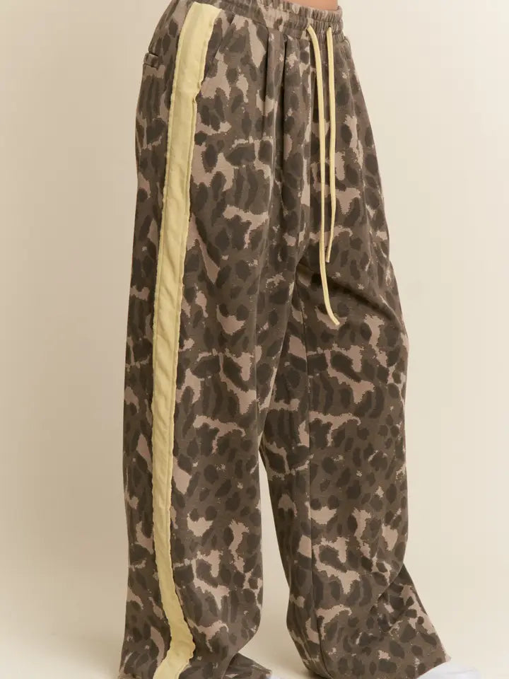 J.NNA - Leopard Print Solid Stripe Wide Leg Bottoms