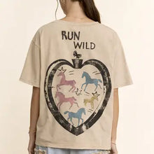 Load image into Gallery viewer, Davi &amp; Dani - Run Wild Horse Graphic Mineral Wash Top
