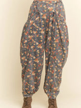 Load image into Gallery viewer, Davi &amp; Dani - Denim Blue Flower
