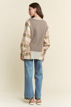 Load image into Gallery viewer, J.nna - Knit Horse Design Mixed Fabric Top
