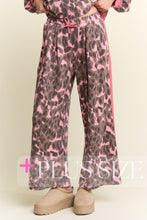 Load image into Gallery viewer, Leopard Print Solid Stripe Wide Leg Bottoms
