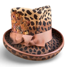 Load image into Gallery viewer, Leopard Diablo - Handmade Top Hat
