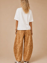 Load image into Gallery viewer, J.nna - Bambi Box  Tee
