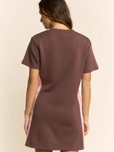 Load image into Gallery viewer, Davi &amp; Dani - Brown Pink Shift Short-Sleeve Mini Length Dress
