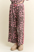 Load image into Gallery viewer, Leopard Print Solid Stripe Wide Leg Bottoms
