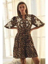 Load image into Gallery viewer, Oddi - Leopard Printed Babydoll Dress

