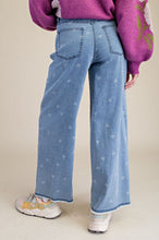 Load image into Gallery viewer, Easel - Bow Printed Stretch Denim Pants
