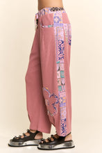 Load image into Gallery viewer, Davi &amp; Dani - Drastring Elastic Waist Knit Texture Pants
