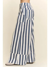 Load image into Gallery viewer, Davi &amp; Davi - Striped Cuffed Wide Leg Pants
