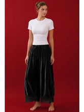 Load image into Gallery viewer, Oddi - Velvet Wide Leg Pants
