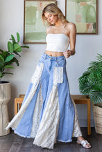 Load image into Gallery viewer, Oli &amp; Hali - LACE SIDE LEG DENIM PANTS
