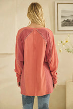 Load image into Gallery viewer, Oli &amp; Hali - WASHED FABRIC FLORAL EMBROIDERY RUCHED SLEEVE TOP RED

