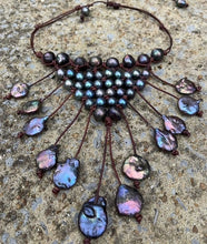Load image into Gallery viewer, Dreamy Black Tahitian Pearl Necklace
